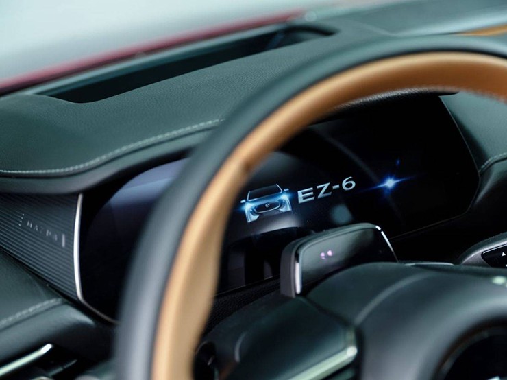 Mazda EZ-6 ra mắt, mẫu xe điện kế nhiệm Mazda6 trong tương lai - 10