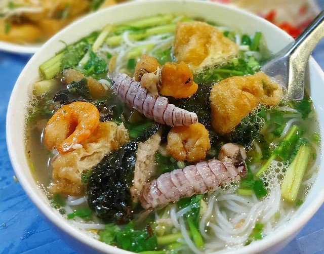 Du lịch vùng biển Quảng Ninh không nên bỏ lỡ những món chỉ ăn ‘một lần là nhớ mãi’ - 3