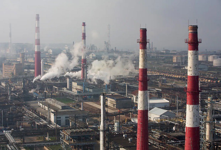 Kể từ mùa xuân năm nay, Ukraine đã mở rộng tấn công các nhà máy lọc dầu trong lãnh thổ Nga.