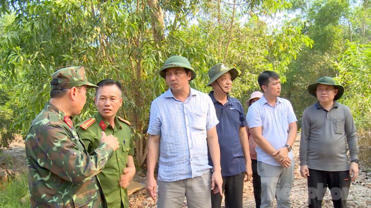 Chủ tịch UBND tỉnh Kiên Giang - Lâm Minh Thành trực tiếp xuống hiện trường, họp ban Chỉ đạo tại địa phương.