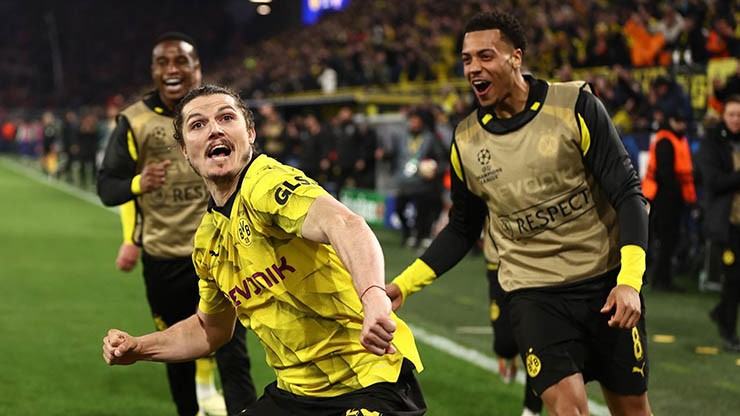 Sabitzer không được MU mua đứt nhưng đang chơi tốt tại Dortmund