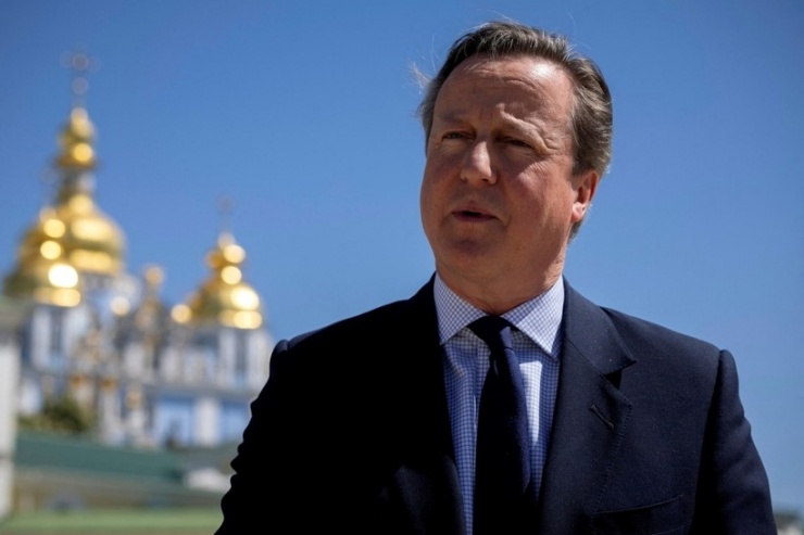 Ngoại trưởng Anh David Cameron. Ảnh: Reuters