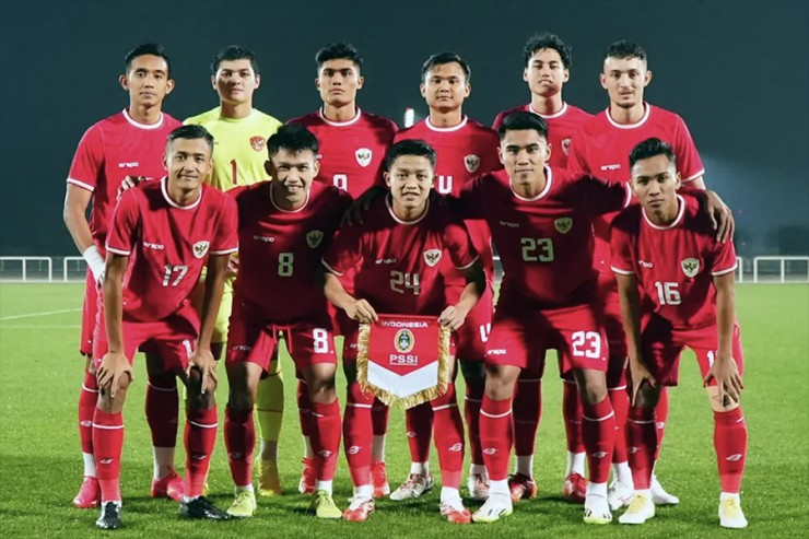 Vẫn chưa rõ HLV Shin Tae-yong có được bổ sung lực lượng cho trận play-off với Guinea hay không? ẢNH: PSSI