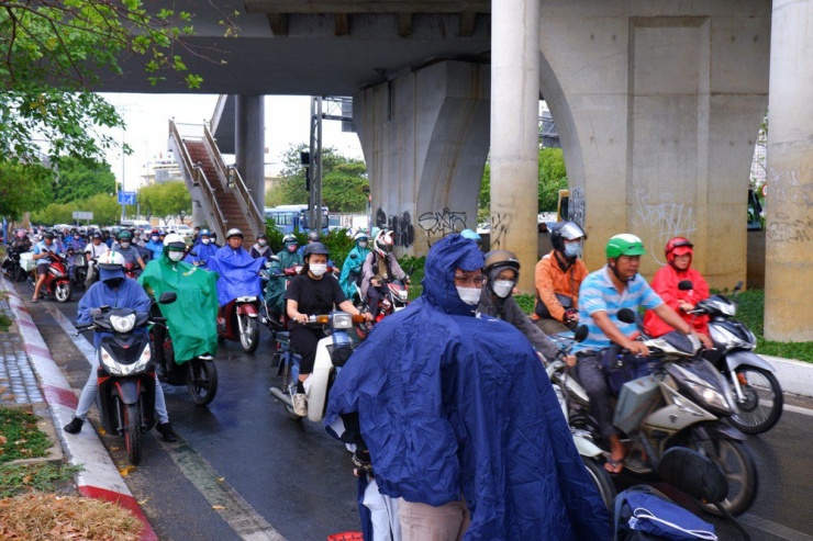 Theo dự báo, những ngày tới tình hình nắng nóng giảm và mưa bắt đầu xuất hiện nhiều nơi ở Nam Bộ. Ảnh: ĐÀO TRANG