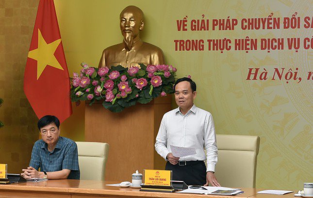 Phó Thủ tướng Trần Lưu Quang chủ trì cuộc họp.