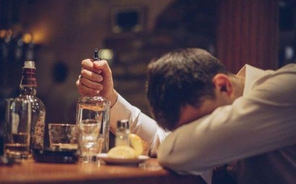 Sai lầm thường mắc phải khi giải rượu có thể gây nguy hiểm đến tính mạng - 2