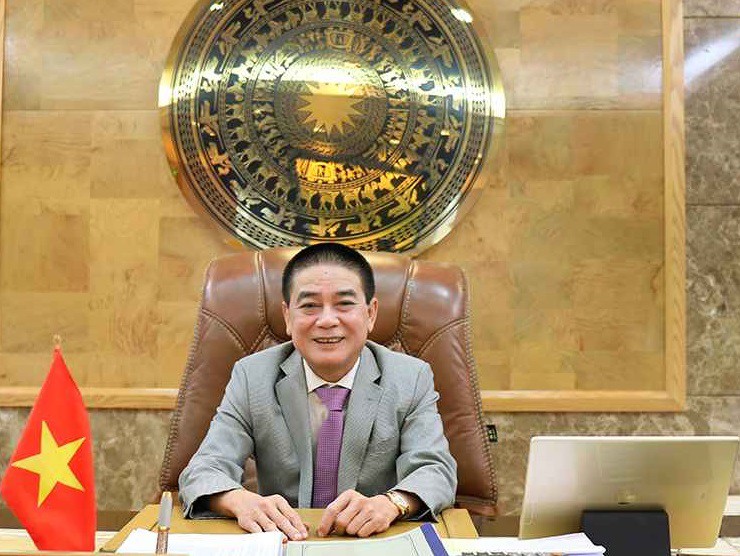 Ông Nguyễn Văn Đông hiện giữ vị trí Chủ tịch Hội đồng quản trị của Công ty cổ phần Rạng Đông