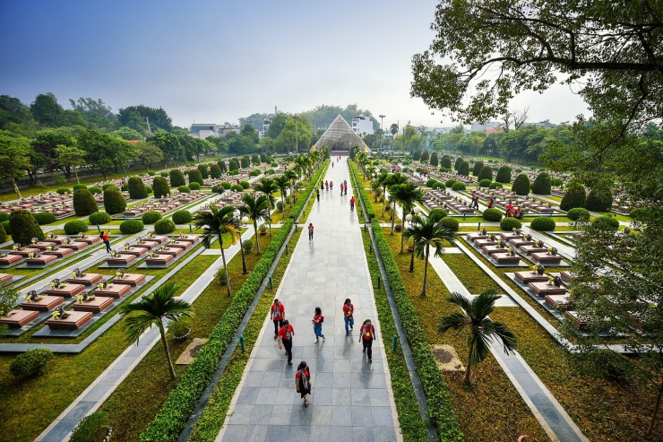 Nghĩa trang liệt sĩ Điện Biên Phủ. Ảnh: Hữu Long