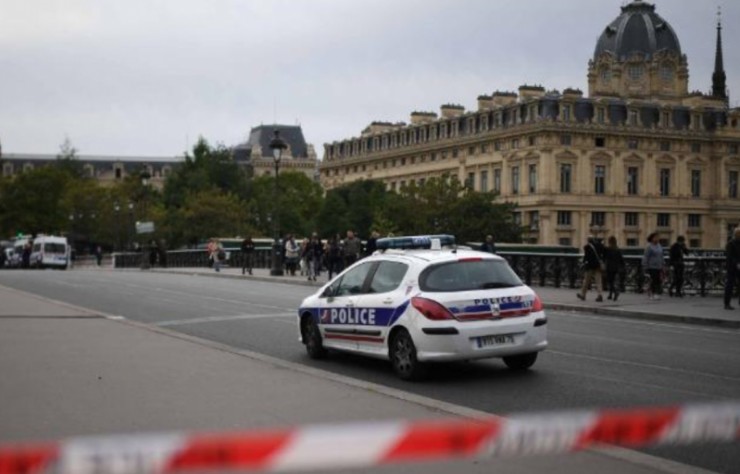 Liên quan tới vụ xả súng này, cảnh sát Paris hiện mở một cuộc điều tra về tội cố ý giết người nhằm vào một băng nhóm có tổ chức. Ảnh: CNN