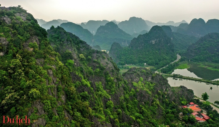 Di sản thiên nhiên hoang sơ, hùng vĩ ở Ninh Bình - 11