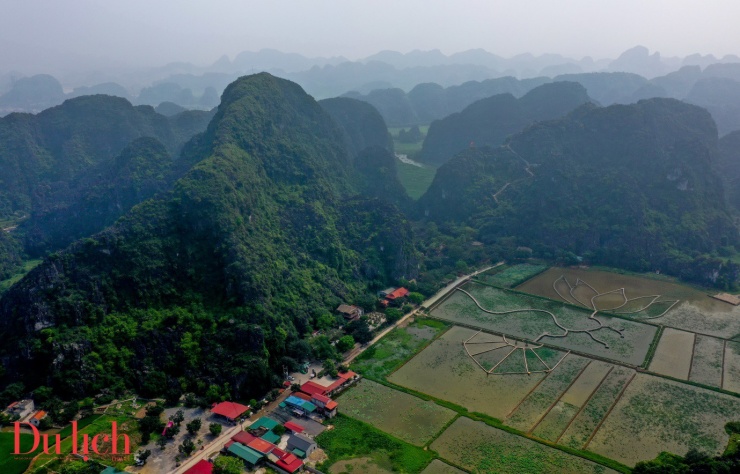 Di sản thiên nhiên hoang sơ, hùng vĩ ở Ninh Bình - 16