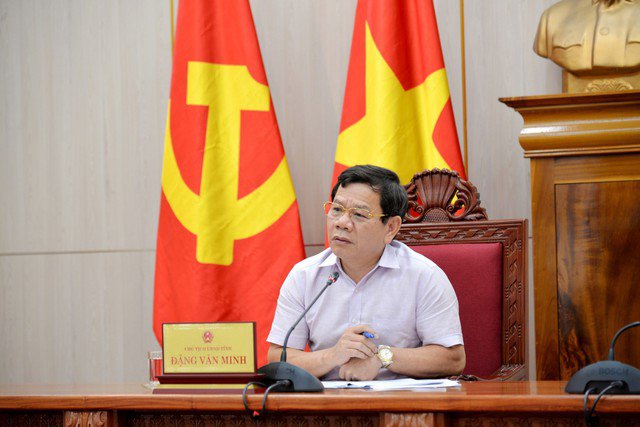 Ông Đặng Văn Minh thời điểm còn đương chức Chủ tịch UBND tỉnh Quảng Ngãi. Ảnh: T.Trực