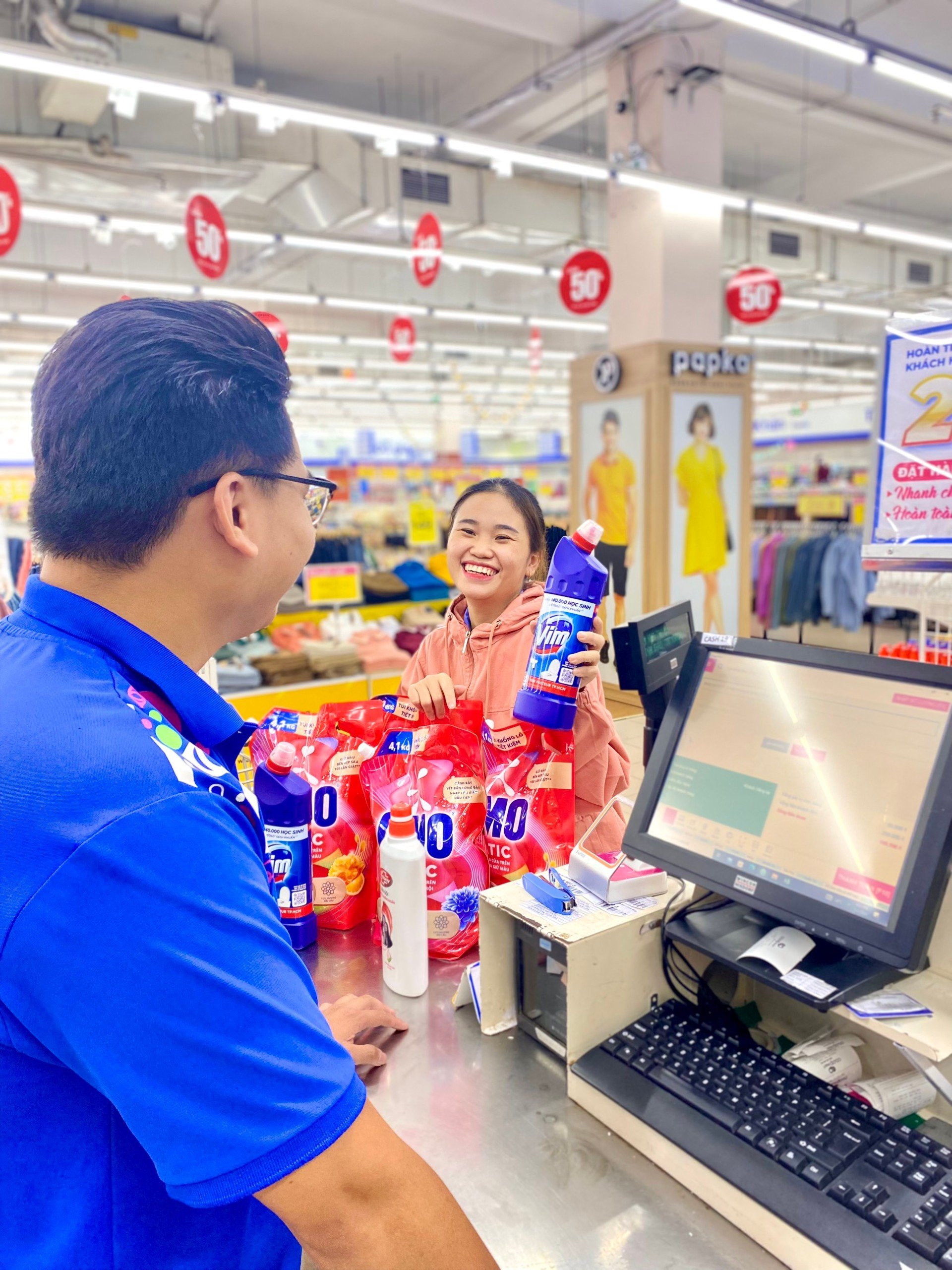 Khách hàng nhận ngay vouher 30.000 đ, 50.000 đ khi mua các sản phẩm của Unilever