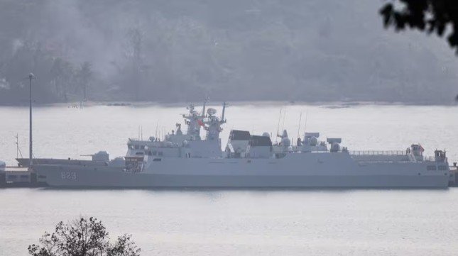 Tàu chiến Trung Quốc ở quân cảng Ream ngày 20/3. (Ảnh: Nikkei)