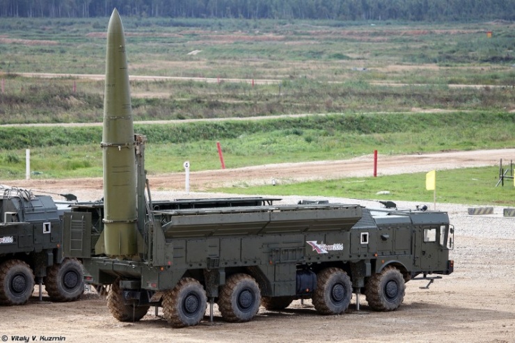 Hệ thống tên lửa Iskander của Nga, một trong những mẫu vũ khí có thể trang bị đầu đạn hạt nhân chiến thuật. Ảnh: V. Kuzmin