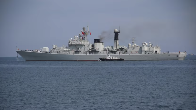 Một tàu chiến của Hải quân Trung Quốc. (Ảnh: Reuters)