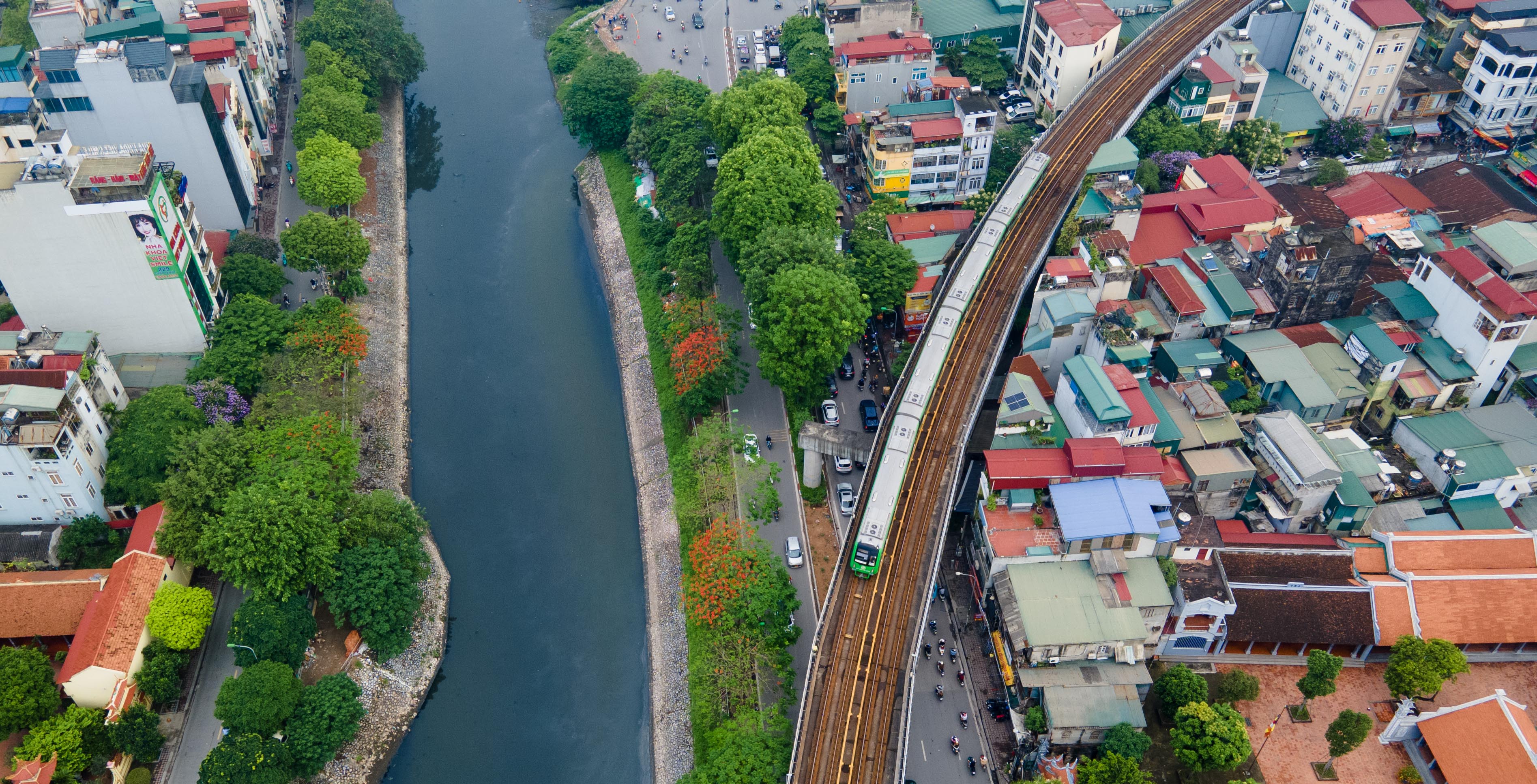 Tuyến đường sắt Cát Linh – Hà Đông cắt ngang đường láng