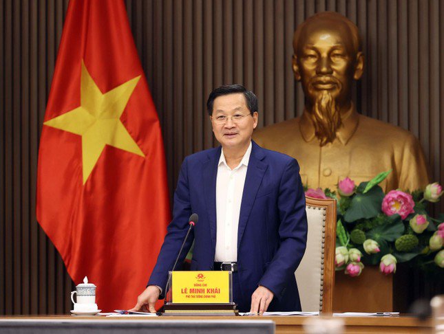 Phó Thủ tướng Lê Minh Khái tại cuộc họp về các giải pháp quản lý thị trường vàng.