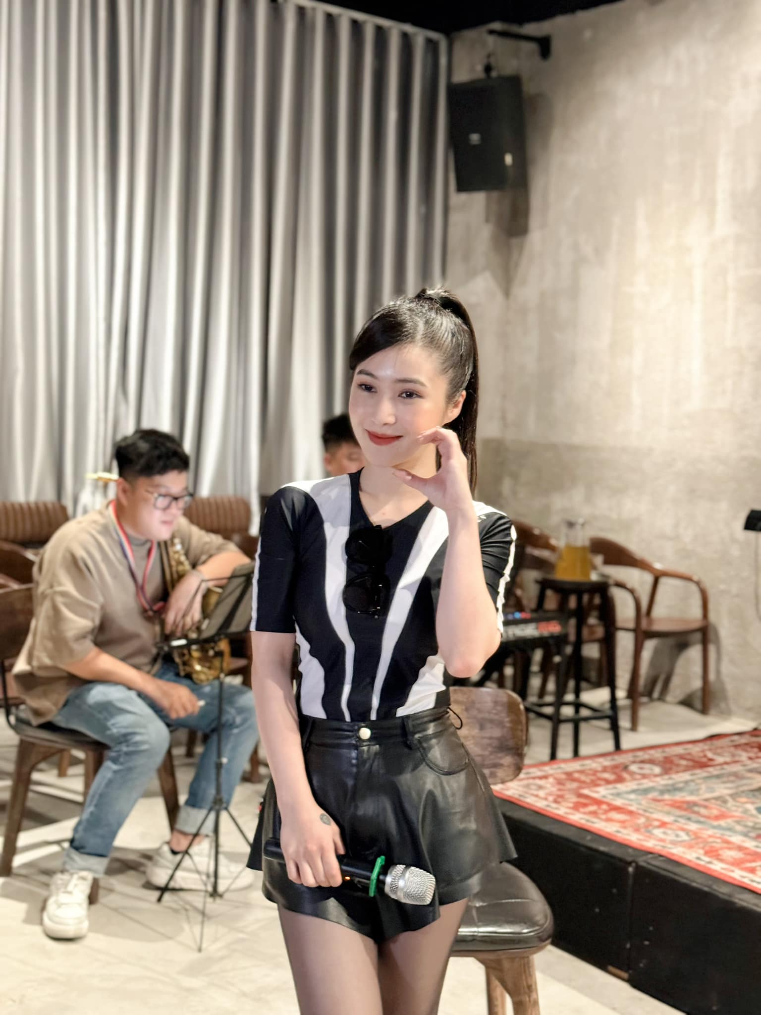 Hương Tràm xin lỗi vì show diễn bị hủy phút chót - 3