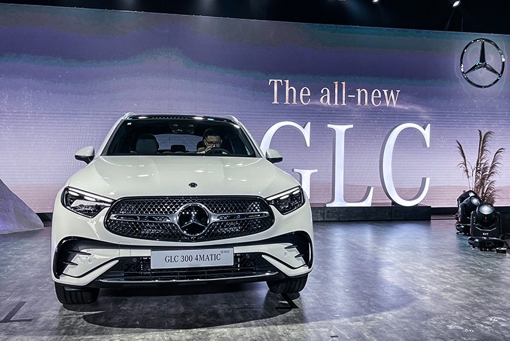 Mercedes-Benz Việt Nam triệu hồi gần 1.800 xe GLC, C43 và C200 vì lỗi cầu chì - 2