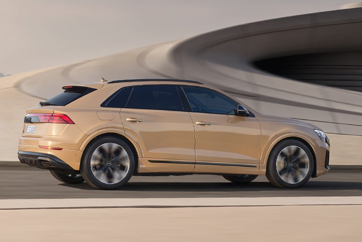 Audi Q8 S-Line có giá bán mới 4,1 tỷ đồng tại thị trường Việt Nam - 4