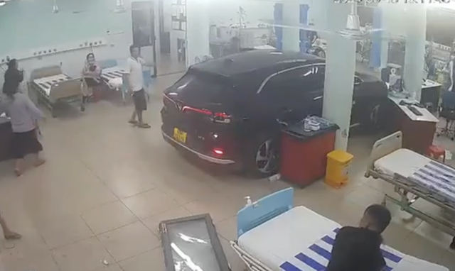 Vụ việc không gây thiệt hại về người nhưng khiến các y, bác sĩ một phen hốt hoảng