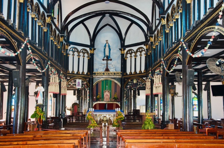 Chiêm ngưỡng nhà thờ hơn 100 tuổi đẹp nhất vùng Tây Nguyên