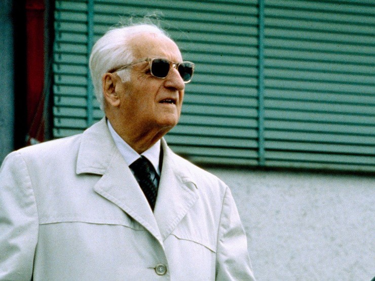 Enzo Ferrari được đặt tên cho đường đua Imola