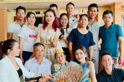 Bố mẹ Thái Nguyên sinh 7 cô con gái, có 7 chàng rể quý như vàng