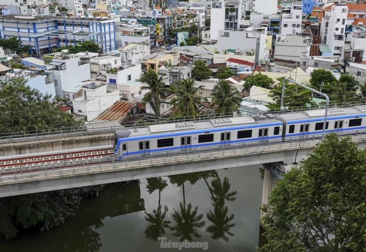 Đây là một trong những tuyến rạch đóng vai trò quan trọng giúp thoát nước, giảm ngập cho khu vực và nơi đây, tuyến Metro số 1 (Bến Thành - Suối Tiên) đoạn trên cao sẽ đi qua.