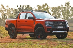 Giá xe Ford Ranger lăn bánh kèm ưu đãi tháng 5/2024, thêm bản mới Stormtrak