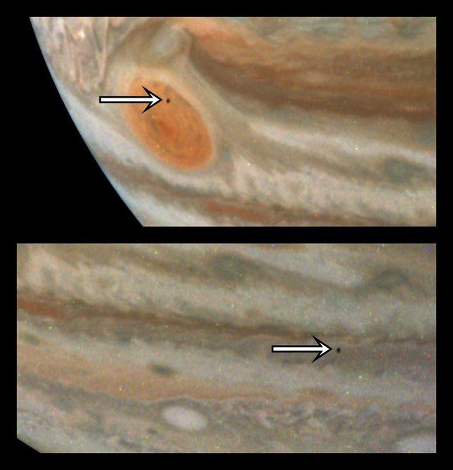 Amalthea, được nhìn thấy trong hai hình ảnh của Sao Mộc do tàu vũ trụ Juno của NASA chụp vào ngày 7/3/2024. (Ảnh: NASA/JPL-Caltech/SwRI/MSSS)