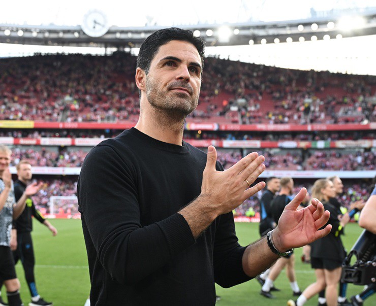 HLV Arteta cùng Arsenal thêm lần nữa thất bại trước Man City trong cuộc đua vô địch&nbsp;Ngoại hạng Anh