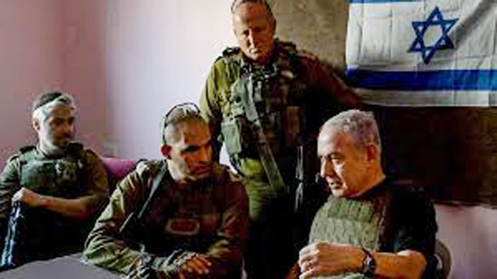 Thủ tướng Israel Benjamin Netanyahu (bìa phải) kiên quyết với quan điểm phải truy lùng Hamas đến cùng. Ảnh: Times of Israel.
