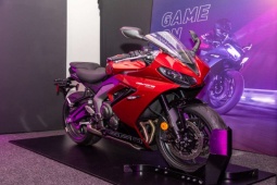 Môtô tầm trung 2024 Triumph Daytona 660 trình làng, đẹp mê ly