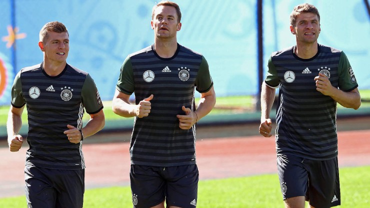 El trío de "veteranos" Toni Kroos, Manuel Neuer y Müller jugarán juntos por última vez con los colores de la selección alemana.