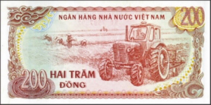 Mặt sau là dòng chữ "Ngân hàng Nhà nước Việt Nam", sản xuất nông nghiệp, mệnh giá 200 đồng bằng chữ và số, hình trang trí hoa văn dân tộc và hoa văn lưới hiện đại Ảnh: SBV