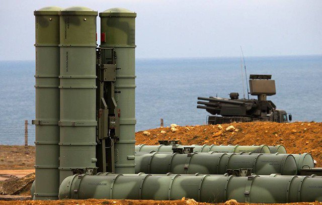 Hệ thống phòng không S-400 Nga. Ảnh: TASS