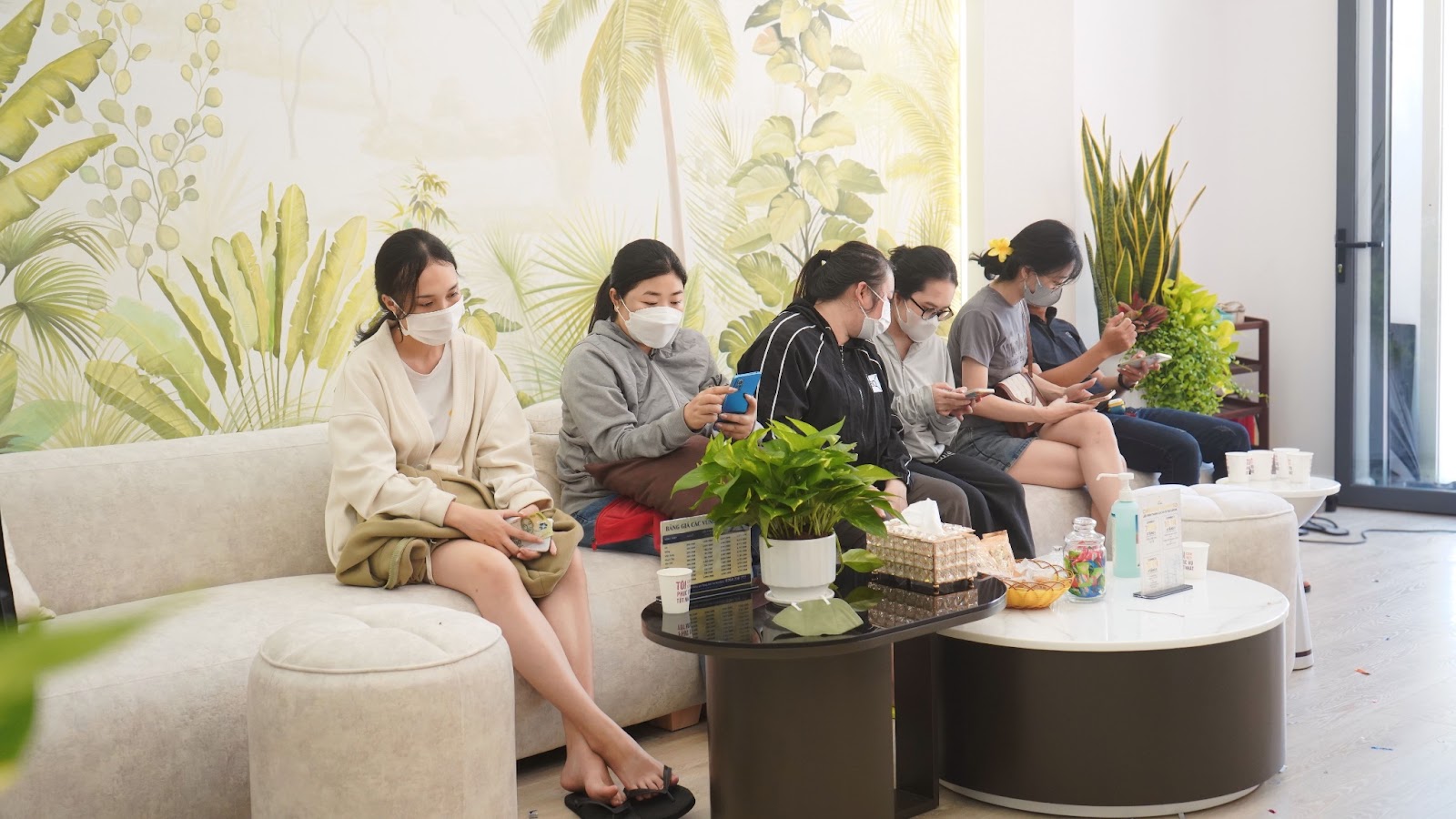 Hệ thống Viện thẩm mỹ YB Spa tặng 2222 suất cấy Meso căng bóng mừng khai trương chi nhánh mới tại Bình Tân - 3