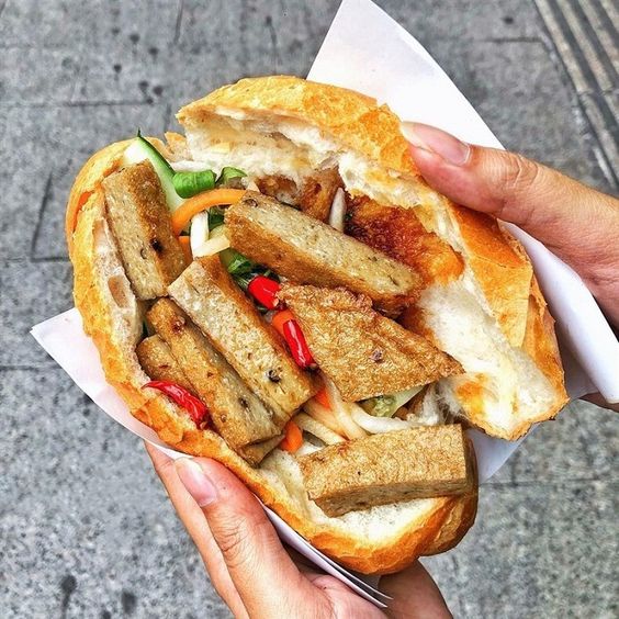 Bánh mì chả cá