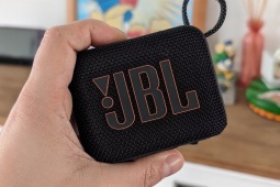 JBL Go 4: Loa di động nhỏ gọn pin 7 giờ, ghép đôi được với nhau