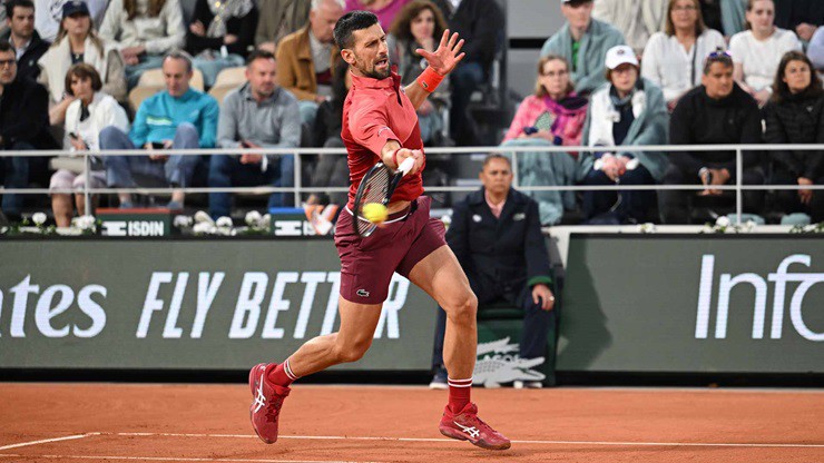 Djokovic vẫn chưa khiến người hâm mộ yên tâm