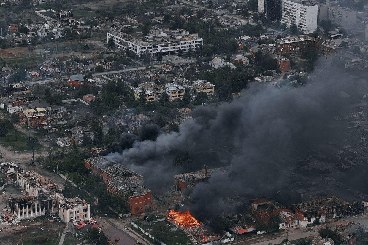 Thị trấn Vovchansk trở thành chiến trường giữa quân đội Nga và Ukraine (ảnh: CNN)