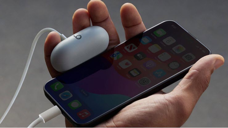 The Beats Solo Buds charging case will not have a built-in battery.