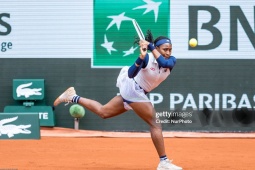 Roland Garros ngày 6: Rublev thua sốc Arnaldi, Swiatek - Gauff thắng dễ