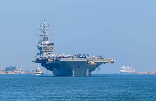 Tàu sân bay Mỹ USS Eisenhower. (Ảnh: US Navy)