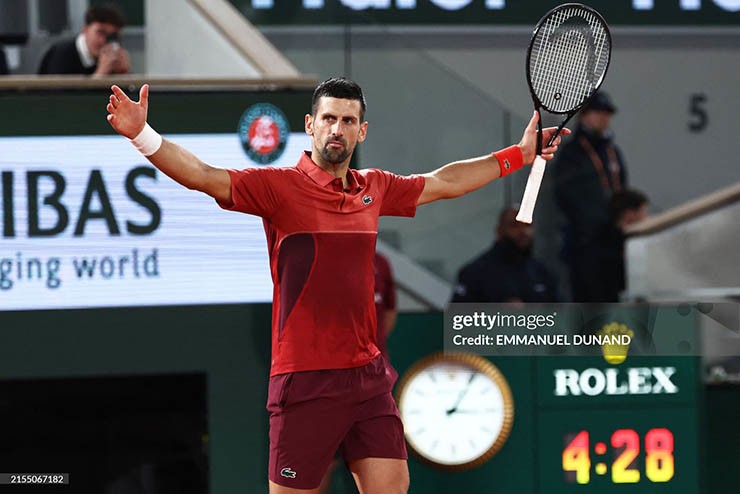 Djokovic khó nhọc hạ Musetti