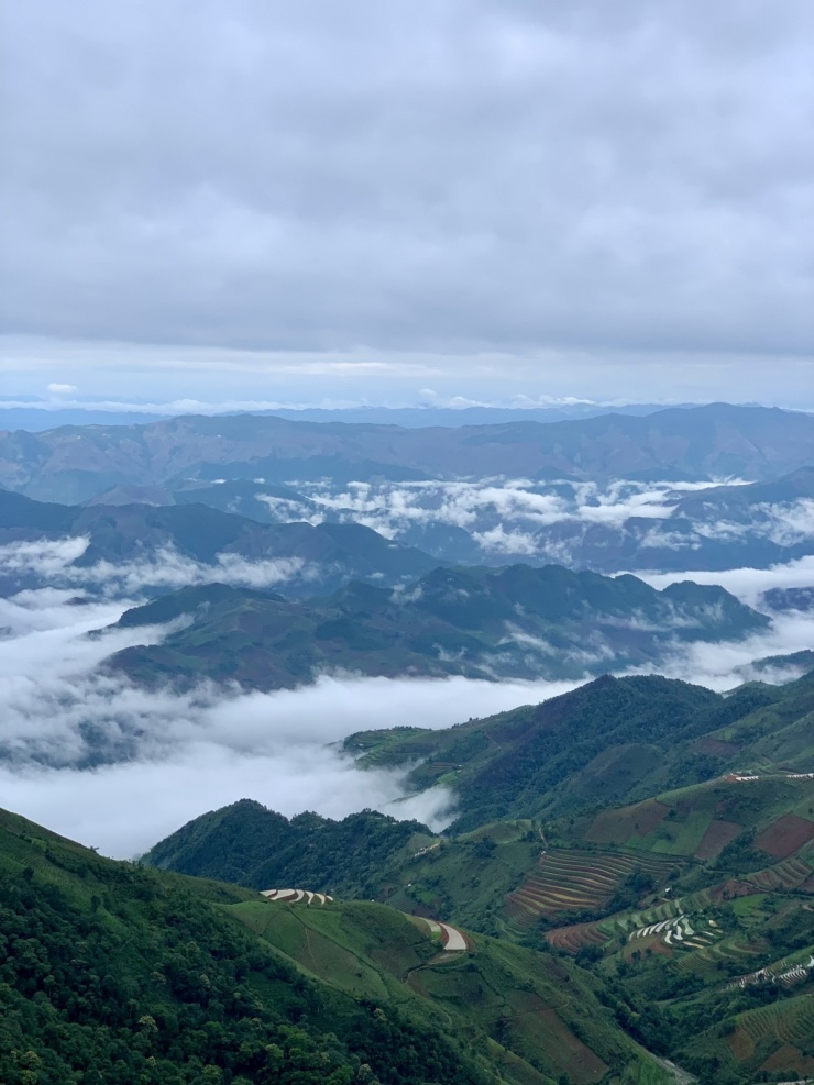 Mùa 'có căn mới săn được mây' ở Tà Xùa - 8