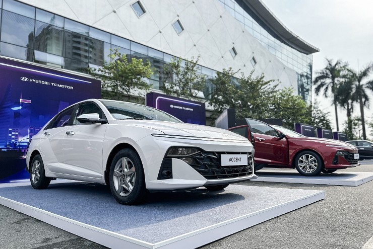 Giá Hyundai Accent các phiên bản mới nhất, rẻ nhất 439 triệu đồng - 1