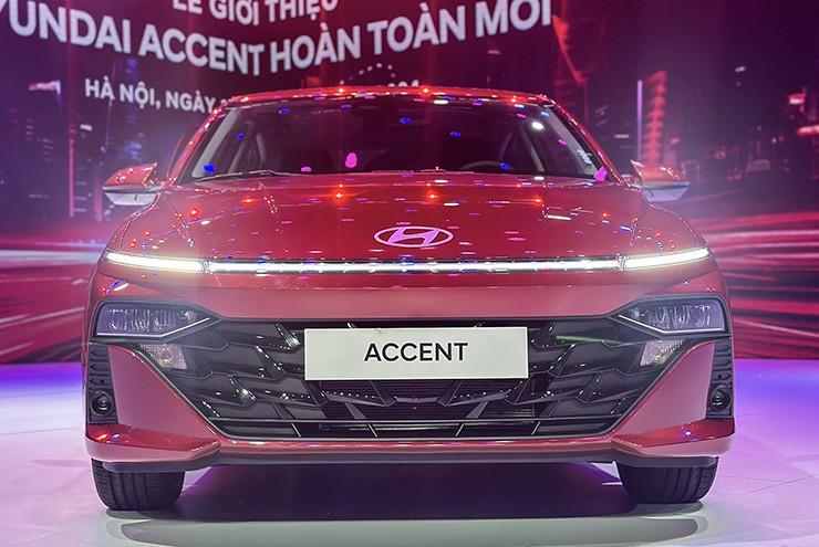 Giá lăn bánh các phiên bản của dòng xe Hyundai Accent mới - 8